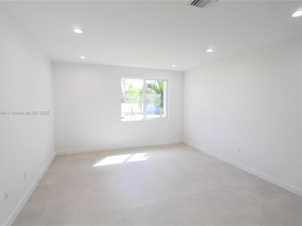 14980 Buchanan St, Miami FL 33176