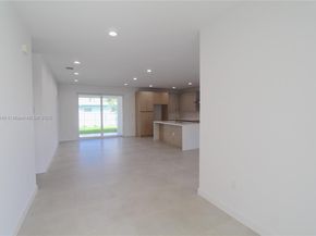 14980 Buchanan St, Miami FL 33176