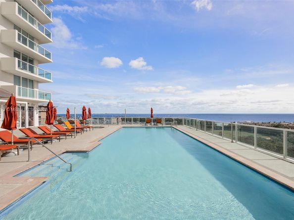 2889 Mcfarlane Rd 1512, Coconut Grove FL 33133