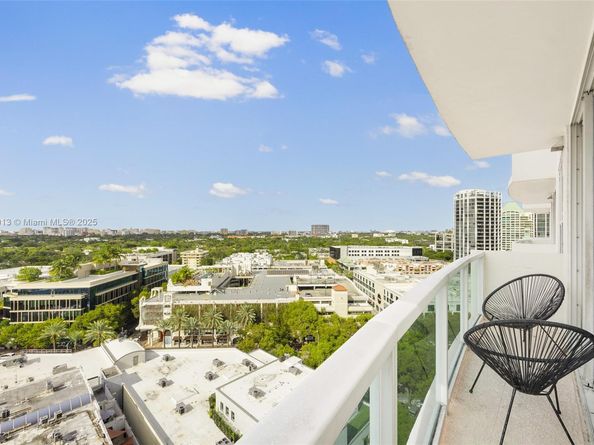 2889 Mcfarlane Rd 1512, Coconut Grove FL 33133