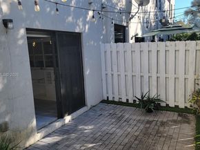 10455 NW 82nd St 4, Doral FL 33178
