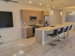 10455 NW 82nd St 4, Doral FL 33178