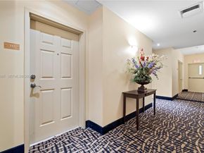 8395 SW 73rd Ave 115, Miami FL 33143