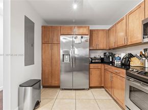 8395 SW 73rd Ave 115, Miami FL 33143