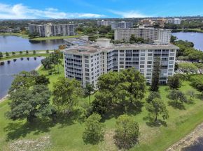 3010 N Course Dr 310, Pompano Beach FL 33069