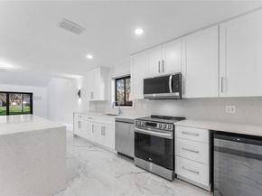 2007 Deer Creek Woodlands Way, Deerfield Beach FL 33442