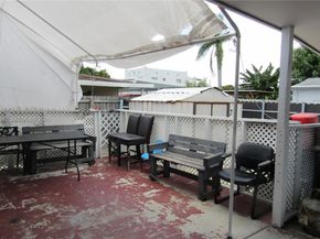 2223 NW 32nd St, Miami FL 33142