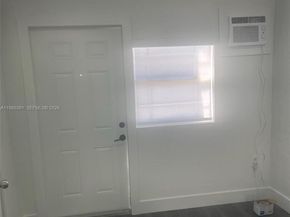 2223 NW 32nd St, Miami FL 33142