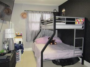 2223 NW 32nd St, Miami FL 33142