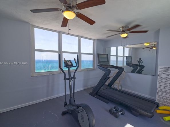 400 N Surf Rd 1002, Hollywood FL 33019
