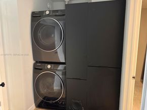 364 Fairway Cir 42, Weston FL 33326