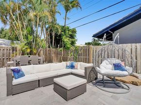 3421 Dover Rd, Pompano Beach FL 33062