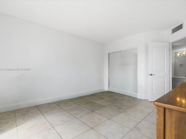 3640 Yacht Club Dr 1806, Aventura FL 33180