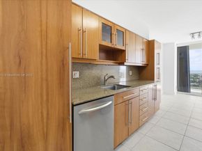 3640 Yacht Club Dr 1806, Aventura FL 33180