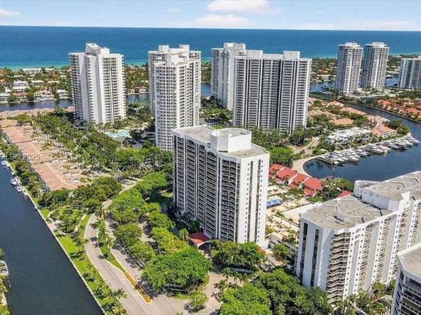 3640 Yacht Club Dr 1806, Aventura FL 33180