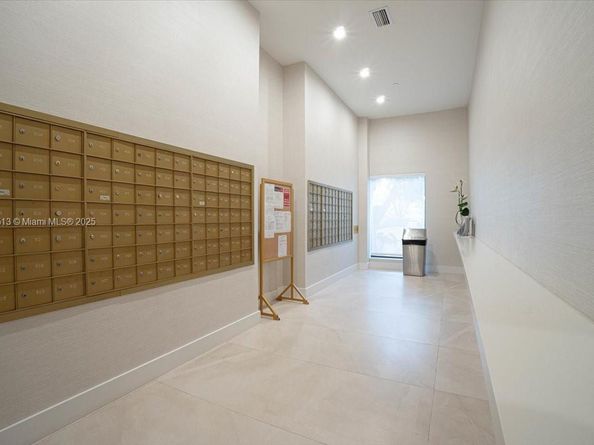 3640 Yacht Club Dr 1806, Aventura FL 33180