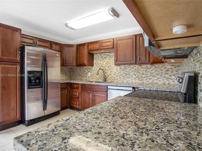 5433 NE 1st Ave, Oakland Park FL 33334
