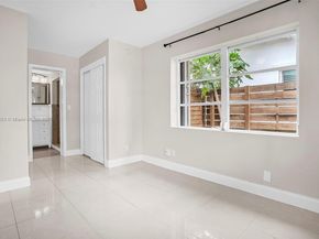 5433 NE 1st Ave, Oakland Park FL 33334