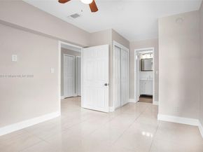 5433 NE 1st Ave, Oakland Park FL 33334