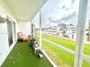 2841 NE 33rd Ct 104, Fort Lauderdale FL 33306