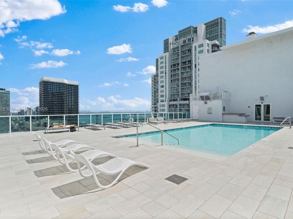 133 NE 2nd Ave 909, Miami FL 33132