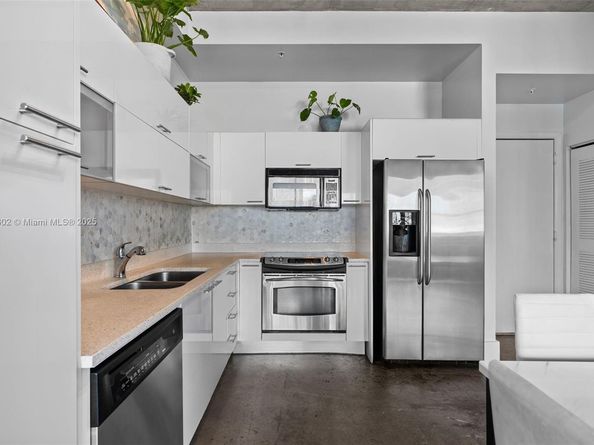 133 NE 2nd Ave 909, Miami FL 33132