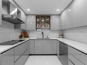 13953 Kendale Lakes Cir B205, Miami FL 33183