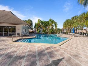 13953 Kendale Lakes Cir B205, Miami FL 33183