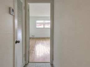 9010 Sunrise Lakes Blvd 306, Sunrise FL 33322