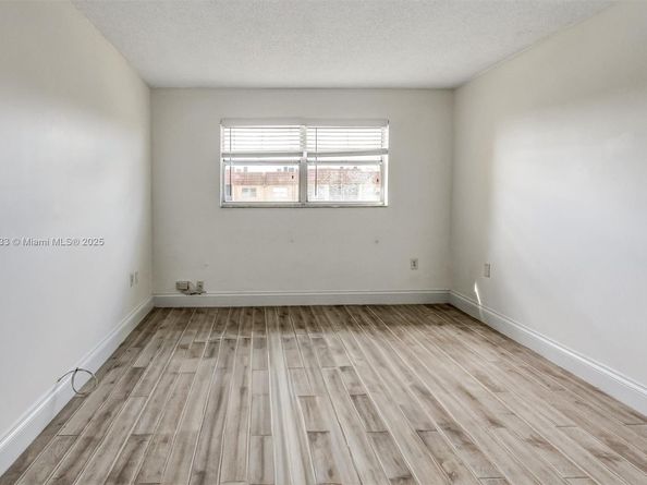 9010 Sunrise Lakes Blvd 306, Sunrise FL 33322