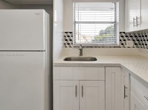 9010 Sunrise Lakes Blvd 306, Sunrise FL 33322