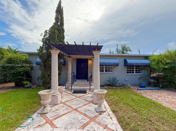 3030 SW 57th Ave, Miami FL 33155