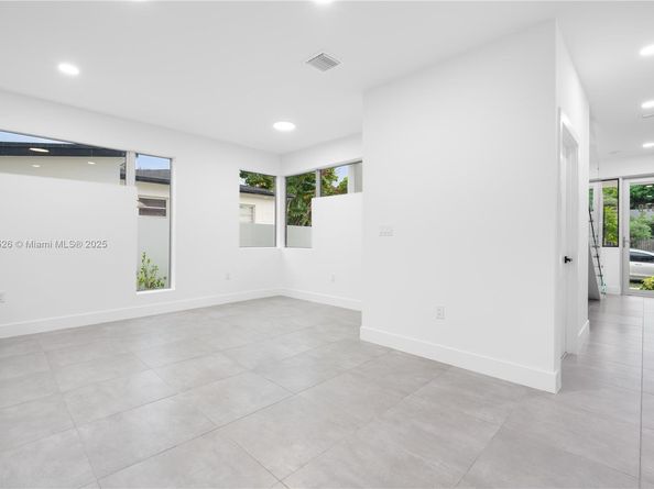 857 SW 14th Ave A, Miami FL 33135