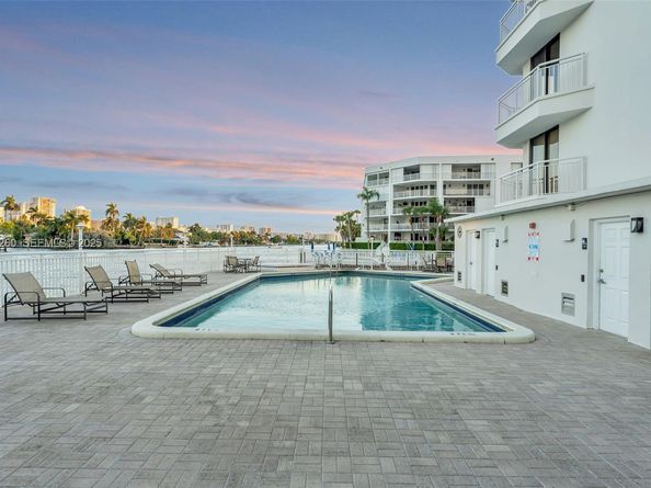 3100 NE 48th St 918, Fort Lauderdale FL 33308