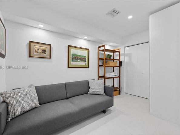 3100 NE 48th St 918, Fort Lauderdale FL 33308