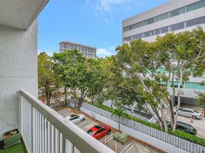 2920 SW 28th Ter 407, Coconut Grove FL 33133