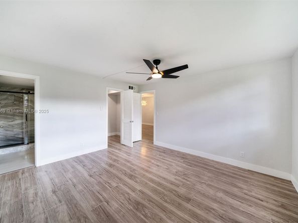 8901 S Hollybrook Blvd APT 109, Pembroke Pines FL 33025