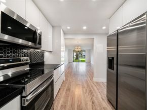 8901 S Hollybrook Blvd APT 109, Pembroke Pines FL 33025