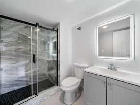 8901 S Hollybrook Blvd APT 109, Pembroke Pines FL 33025