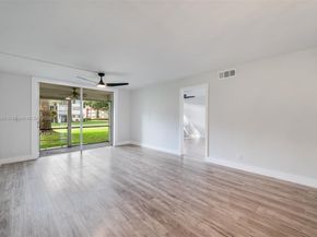 8901 S Hollybrook Blvd APT 109, Pembroke Pines FL 33025