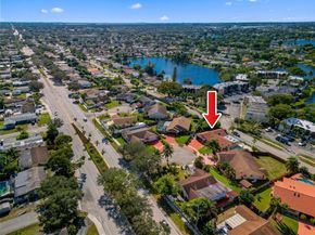 8920 NW 15th St, Pembroke Pines FL 33024