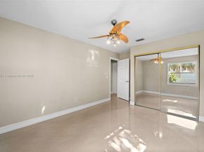 8920 NW 15th St, Pembroke Pines FL 33024