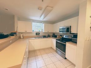 11102 NW 83rd St 226, Doral FL 33178