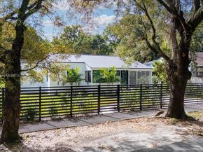 5220 SW 6 St, Miami FL 33134