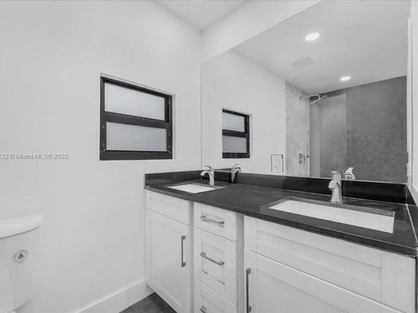 5220 SW 6 St, Miami FL 33134