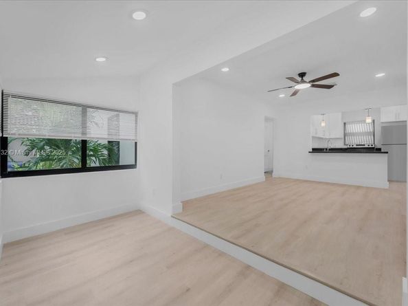 5220 SW 6 St, Miami FL 33134