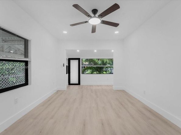 5220 SW 6 St, Miami FL 33134