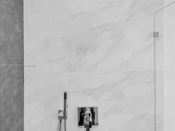 5220 SW 6 St, Miami FL 33134