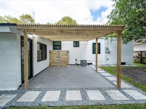 5220 SW 6 St, Miami FL 33134