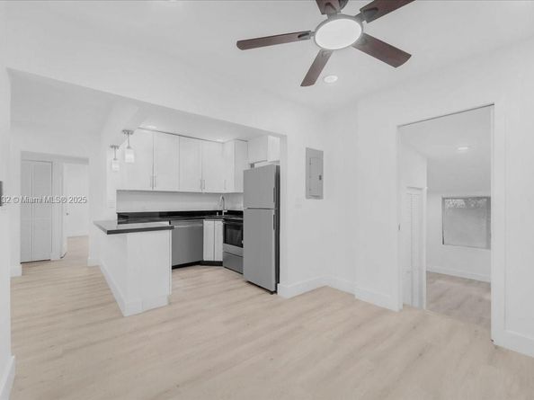 5220 SW 6 St, Miami FL 33134